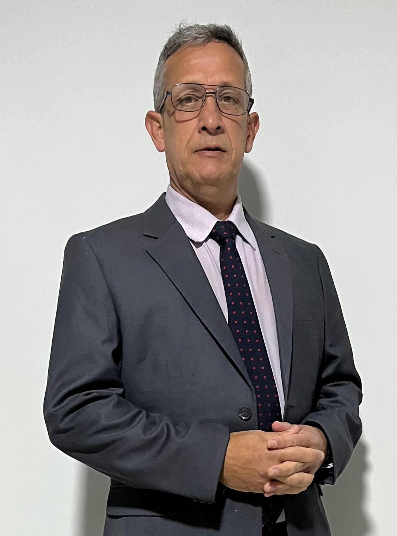 Estanislao Zavaleta - Abogado asociado de Estudio Stenvers